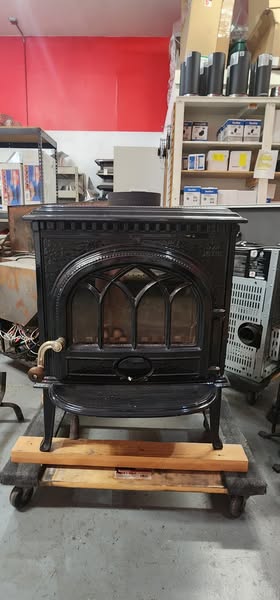 Used – Jotul F3 Wood Burning Stove