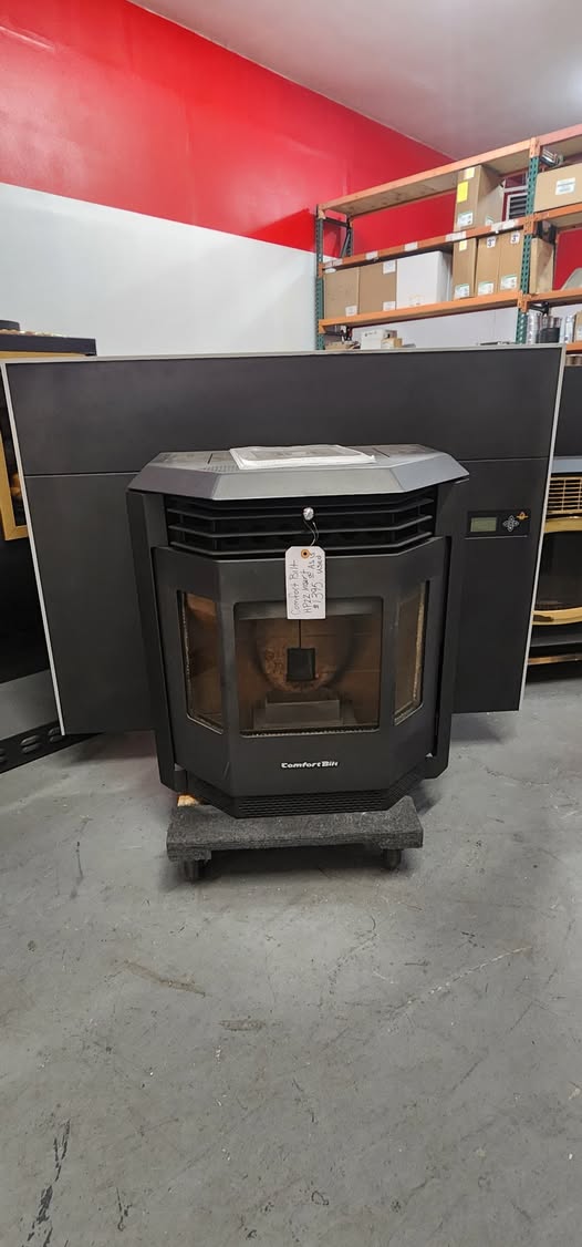 Used – Comfortbilt HP22i Pellet Stove Insert